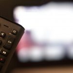 Del fervor religioso al lenguaje explícito: cómo HBO y “The Chosen” redefinen la ficción televisiva