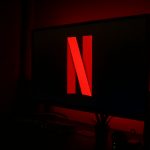 Netflix cierra 2025 con una ofensiva total: estrenos masivos, crítica desigual y una audaz oferta de compra